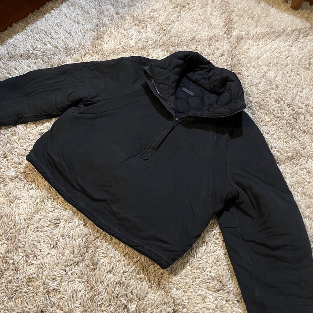 Lululemon Black Pure Puff Crop Jacket
